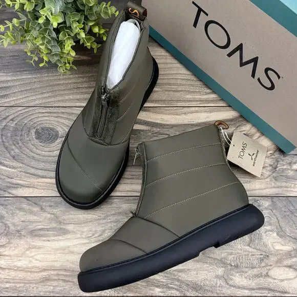 NIB TOMS 9 Alpargata Mallow Puffer Tarmac Olive Repreve Ankle Boots Bootie - Picture 3 of 11